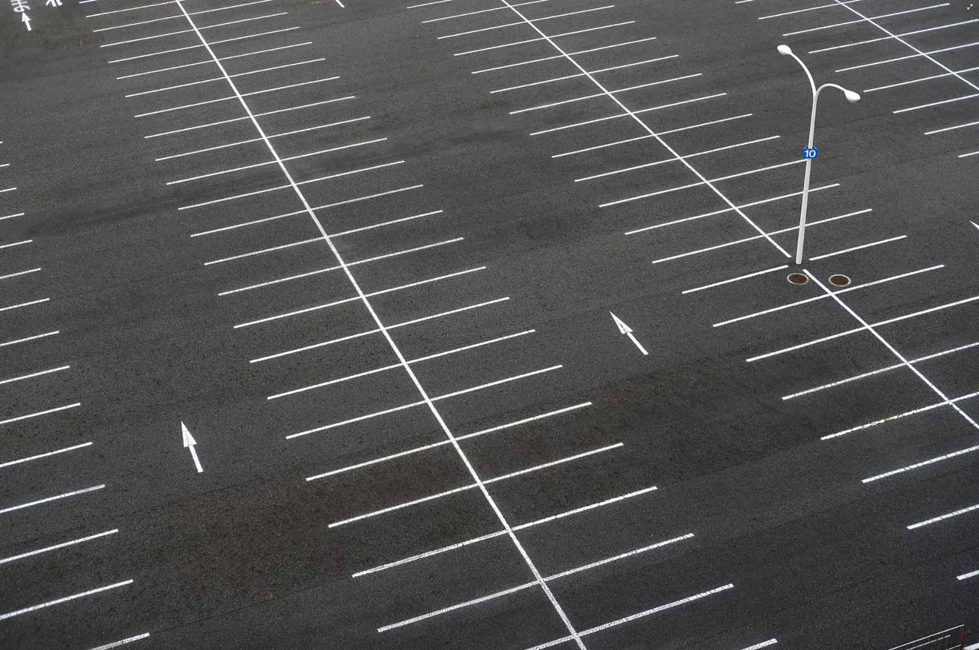 parking lines top